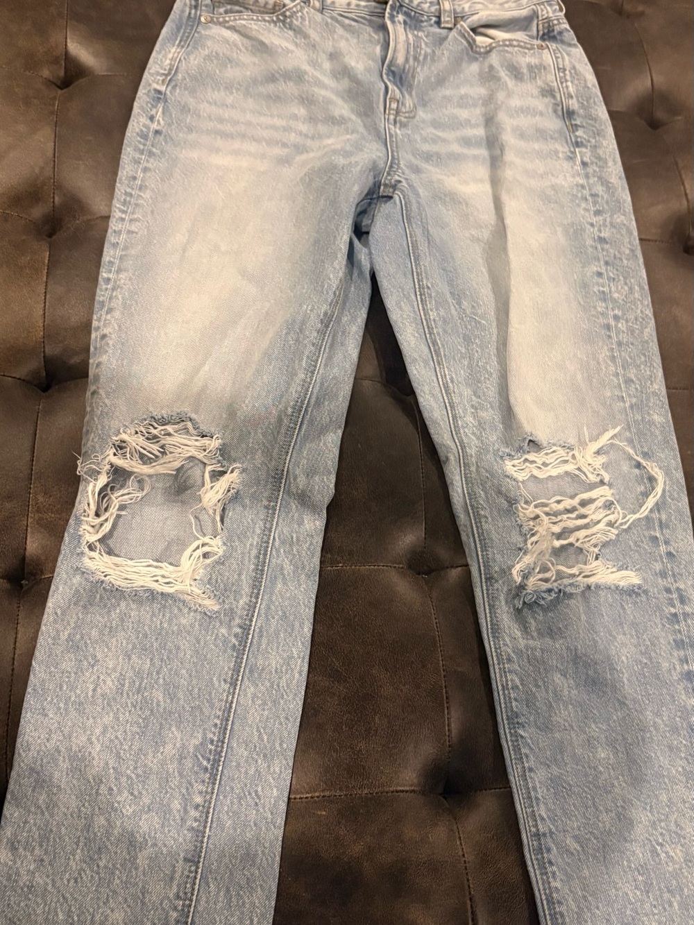 American Eagle Outfitters Light Wash Distressed Straight Jeans